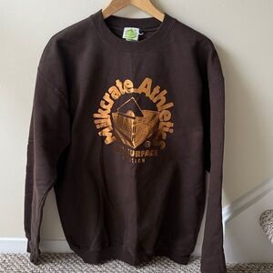 Brown Sweatshirt